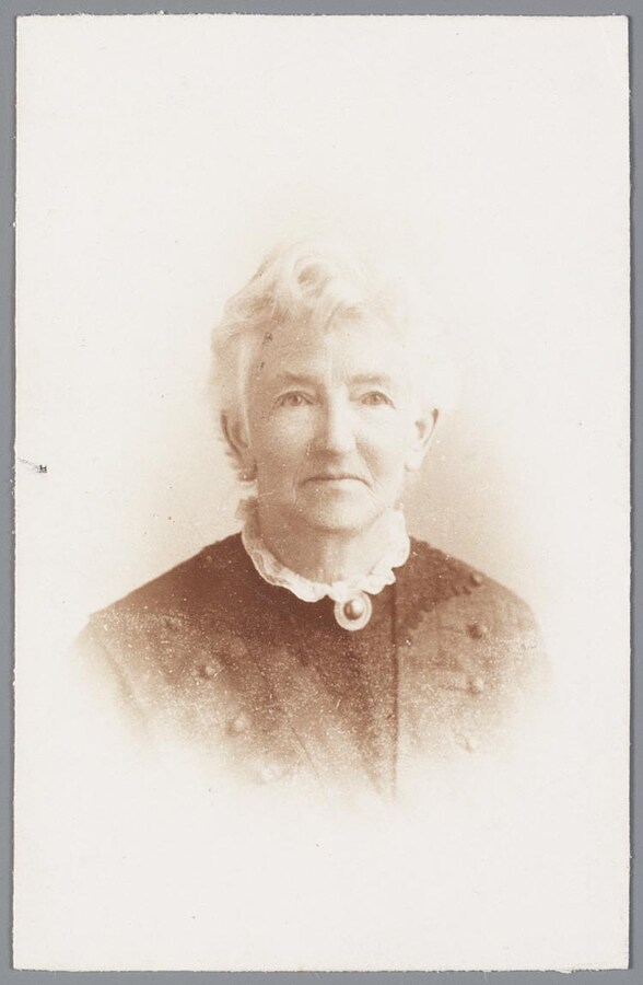 feministe titia van der tuuk 1854 1939 was de sterschrijfster van uitgeverij hilarius