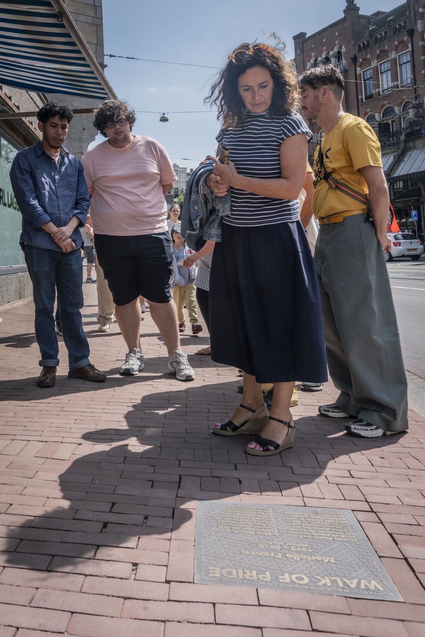 Langs de Walk of Pride met burgemeester Femke Halsema 3